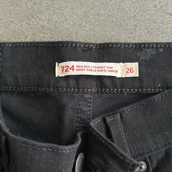 NWOT Black on black Levis 724 high rise straight crop - Picture 3 of 9